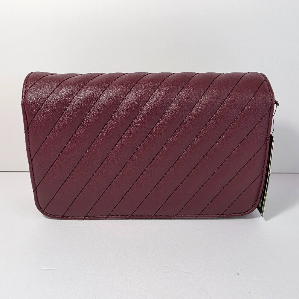 Studio Badgley Mischka Quilted Wine Crossbody Bag Chain Strap NWT Vegan Leather - Picture 2 of 14